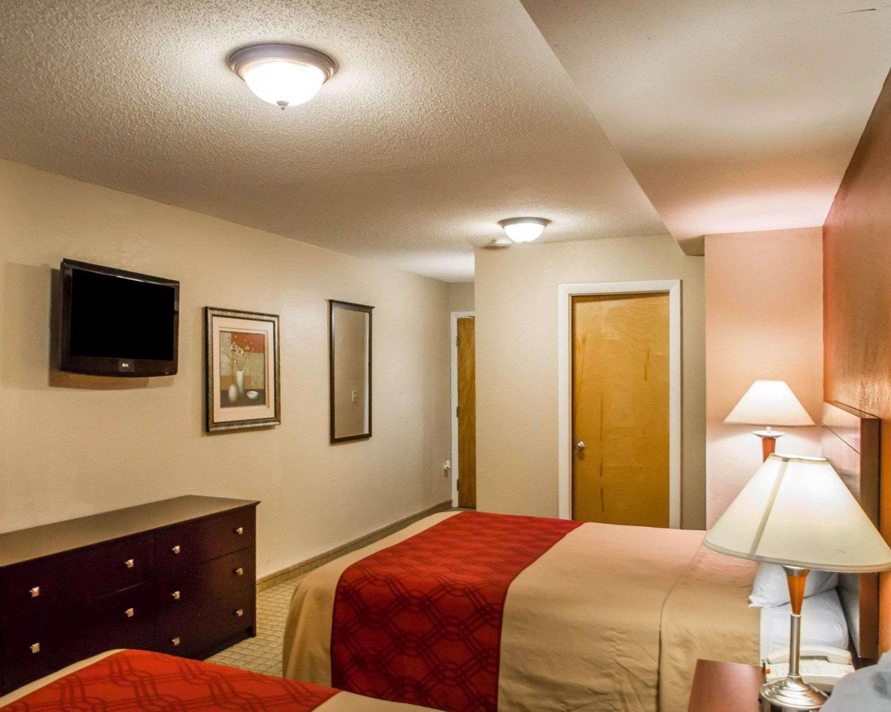 Econo Lodge Inn & Suites Old Saybrook - Westbrook Εξωτερικό φωτογραφία