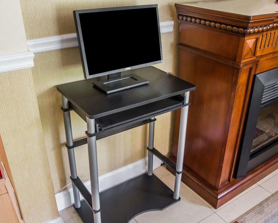 Econo Lodge Inn & Suites Old Saybrook - Westbrook Εξωτερικό φωτογραφία