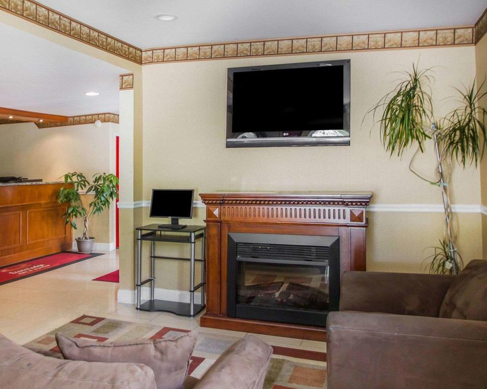 Econo Lodge Inn & Suites Old Saybrook - Westbrook Εξωτερικό φωτογραφία