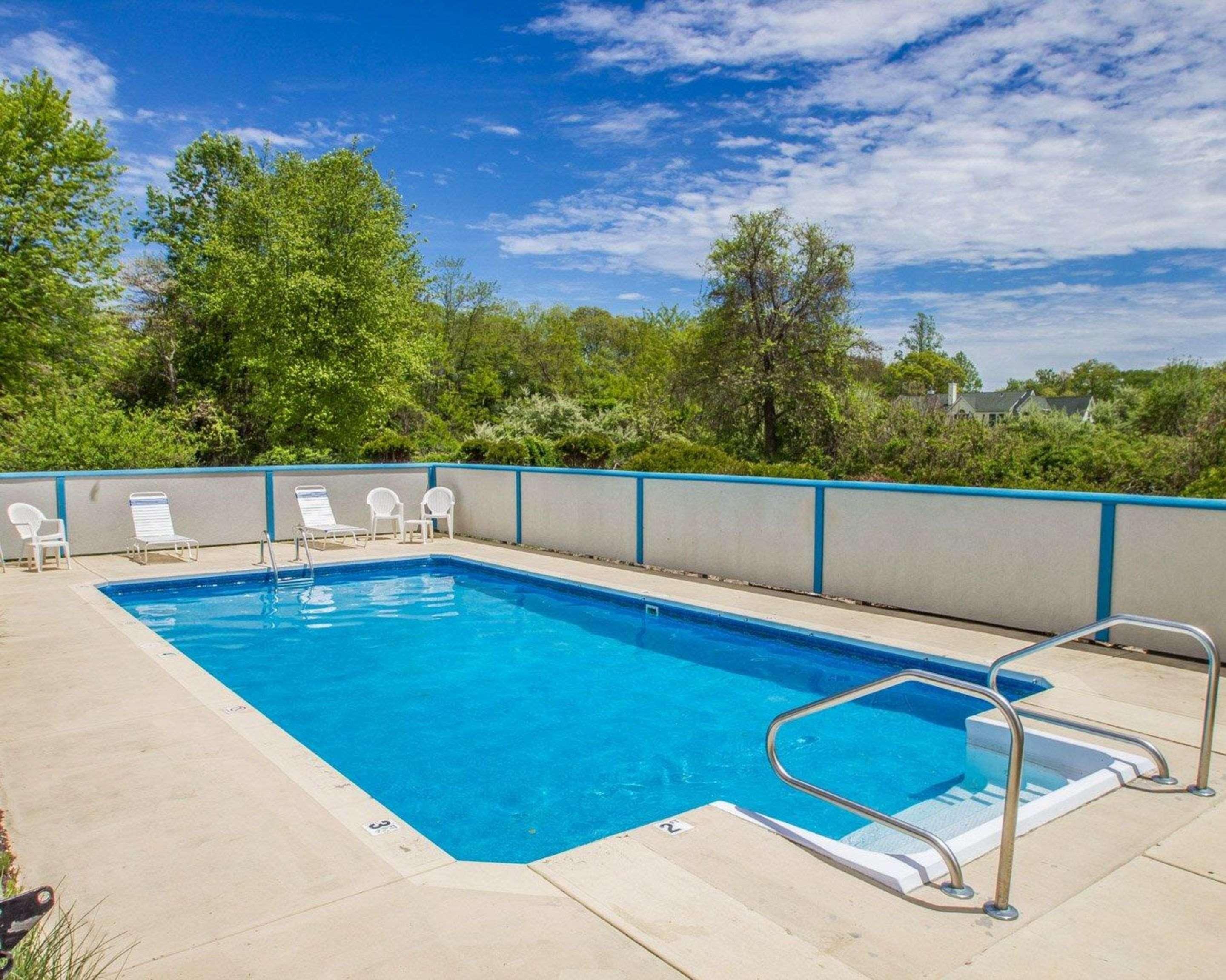 Econo Lodge Inn & Suites Old Saybrook - Westbrook Εξωτερικό φωτογραφία