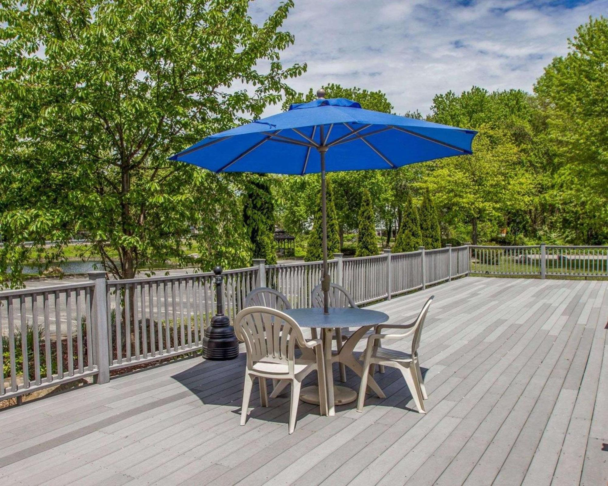 Econo Lodge Inn & Suites Old Saybrook - Westbrook Εξωτερικό φωτογραφία