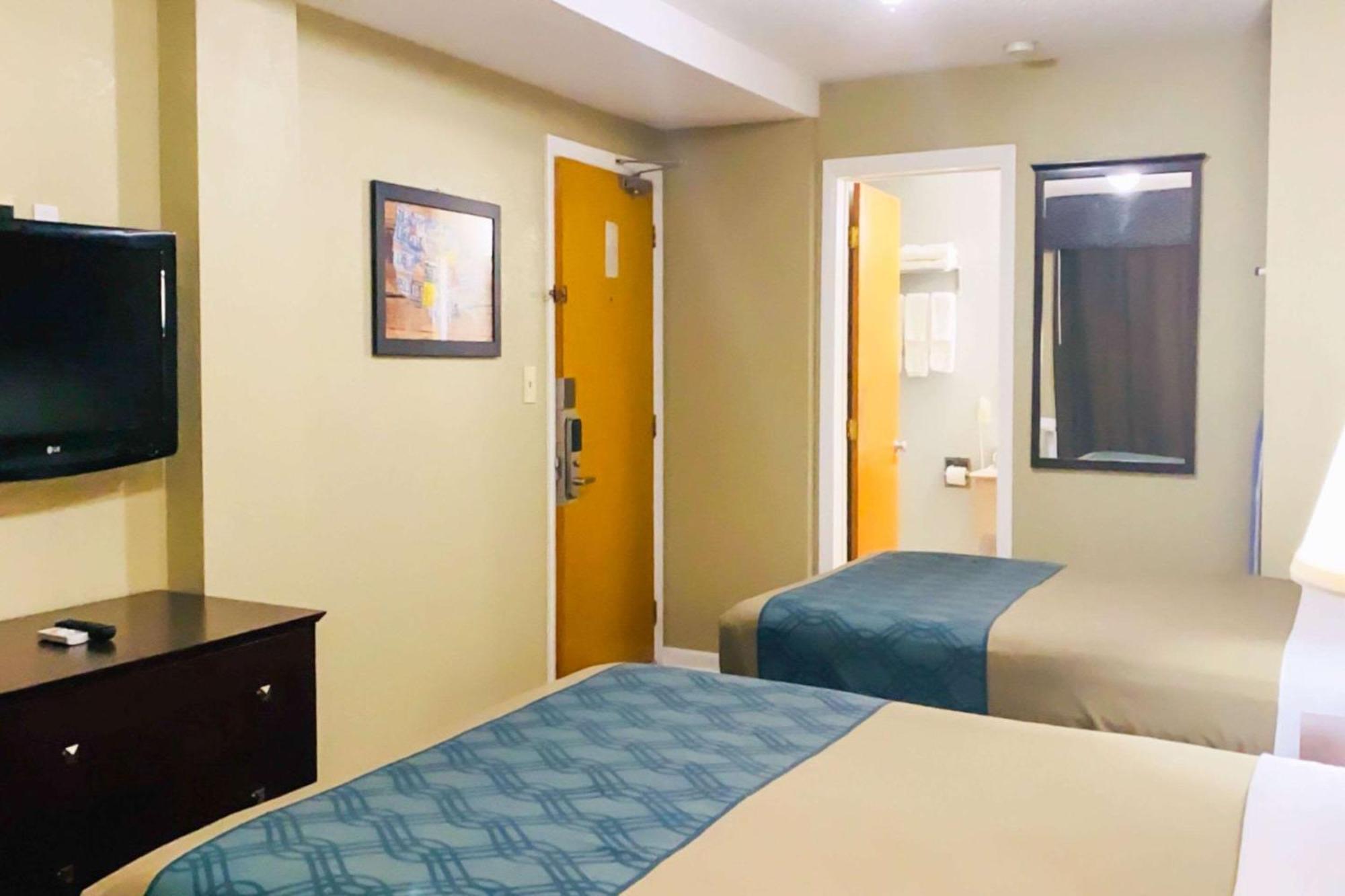 Econo Lodge Inn & Suites Old Saybrook - Westbrook Εξωτερικό φωτογραφία