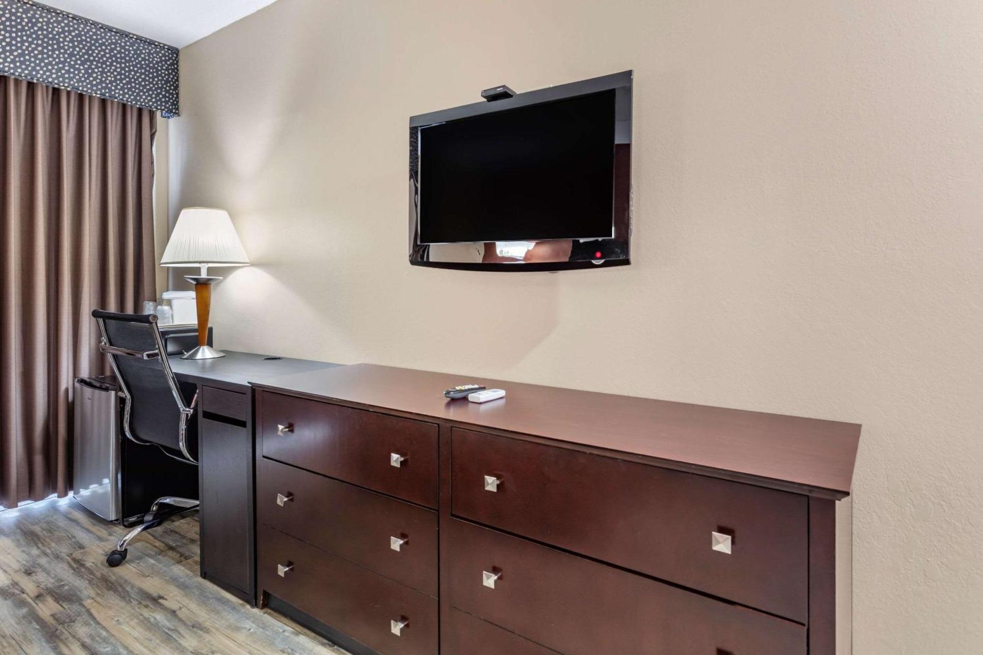 Econo Lodge Inn & Suites Old Saybrook - Westbrook Εξωτερικό φωτογραφία